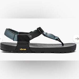 Bedrock Vibram Black and Grey Sandals in excellent condition. Unisex M10/W11.